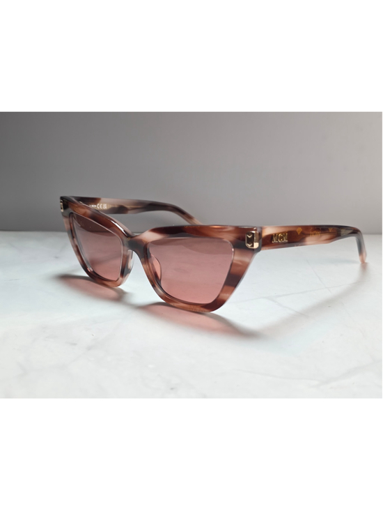 MCM Accessories - MCM MW0010 74S Pink Havana Cat-Eye Sunglasses 😎💗